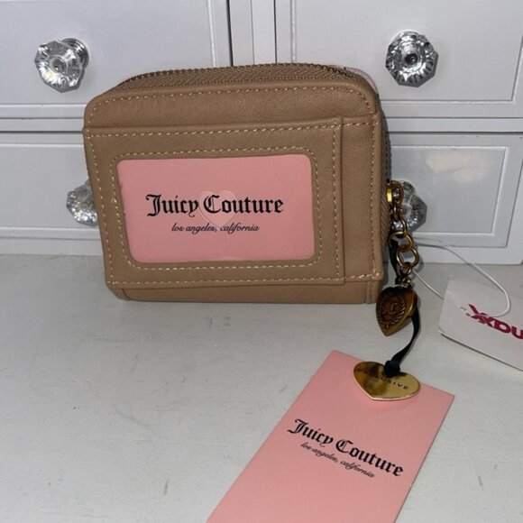 NWT Juicy Couture Beige Wallet with Gold Emblem - Picture 2 of 8